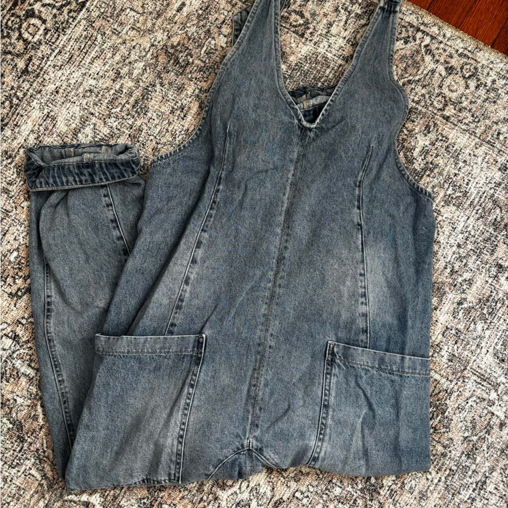 We The Free - Free People light blue denim overalls